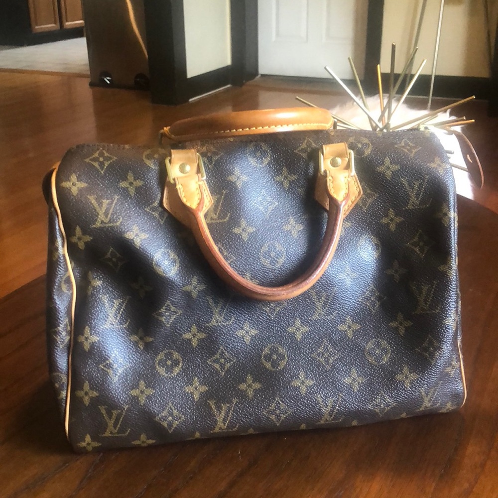 Louis Vuitton Speedy 30